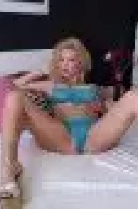 Minisha Female Escort