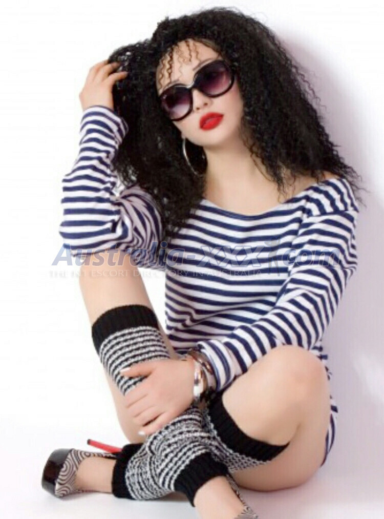 Mistress Sarah - 317