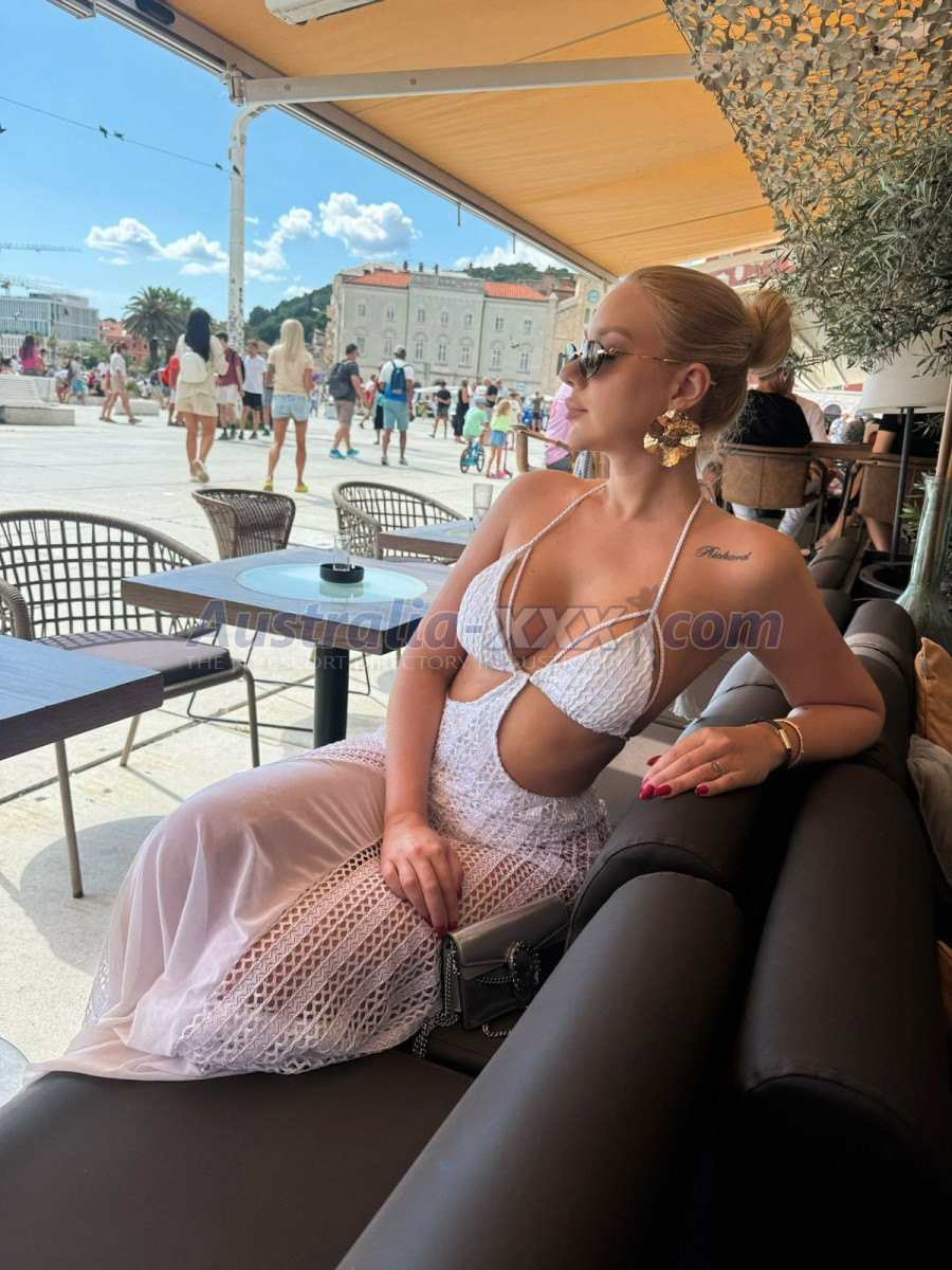 STUNNING_ORFI - 5308